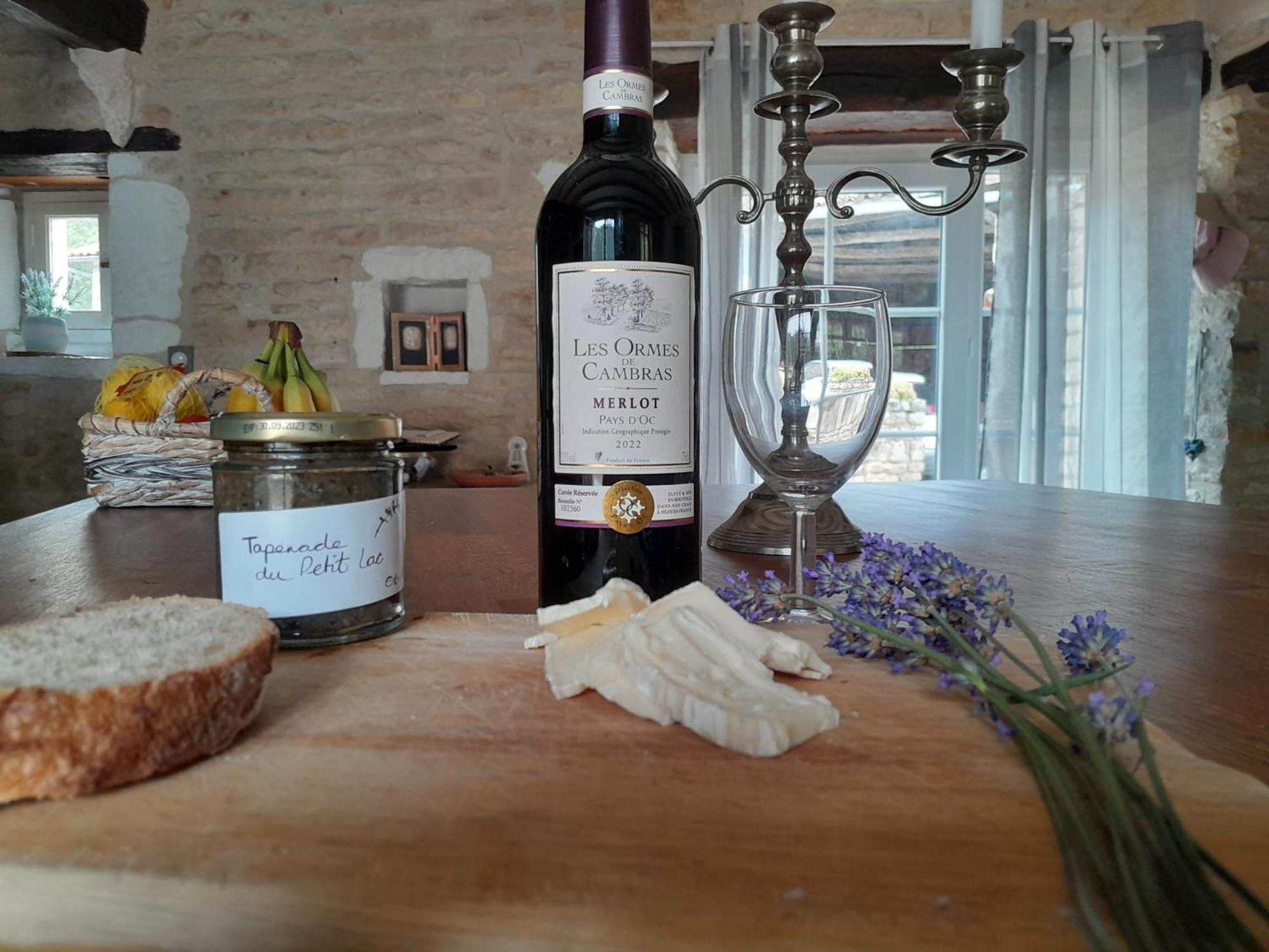 La Maison Du Petit Lac Messé Zewnętrze zdjęcie